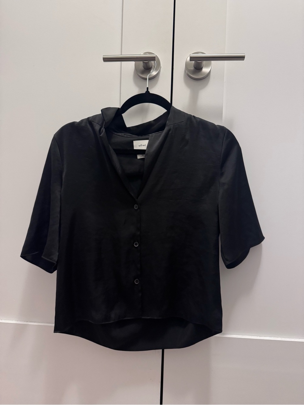 Wilfred Black Short-Sleeve Button Front Blouse